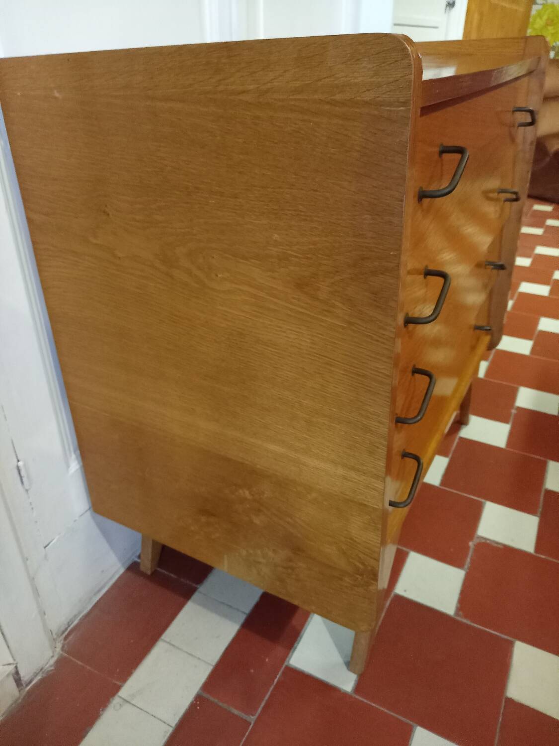 Commode vintage