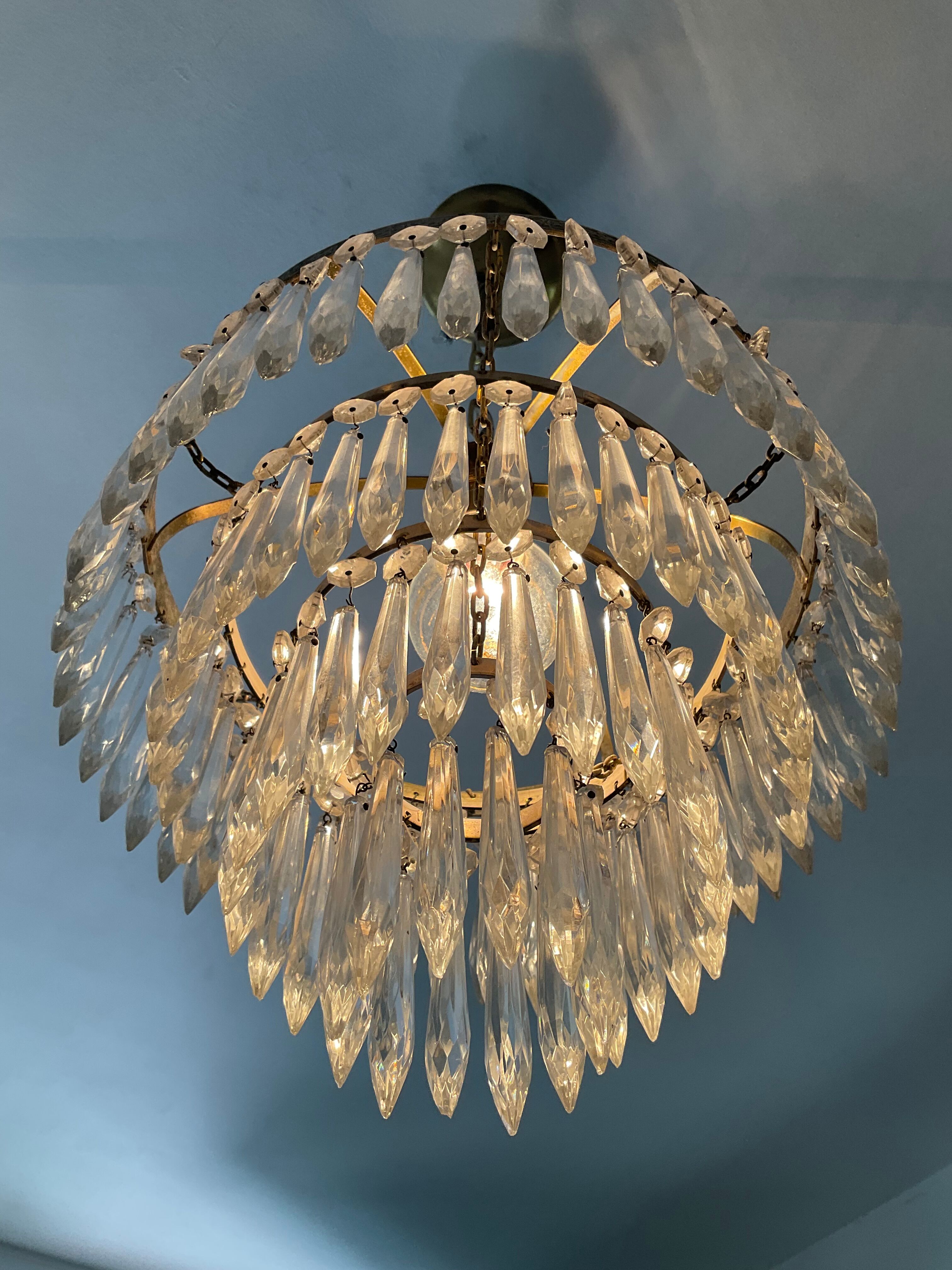Chandelier cascade of tassels from the 60s-70s