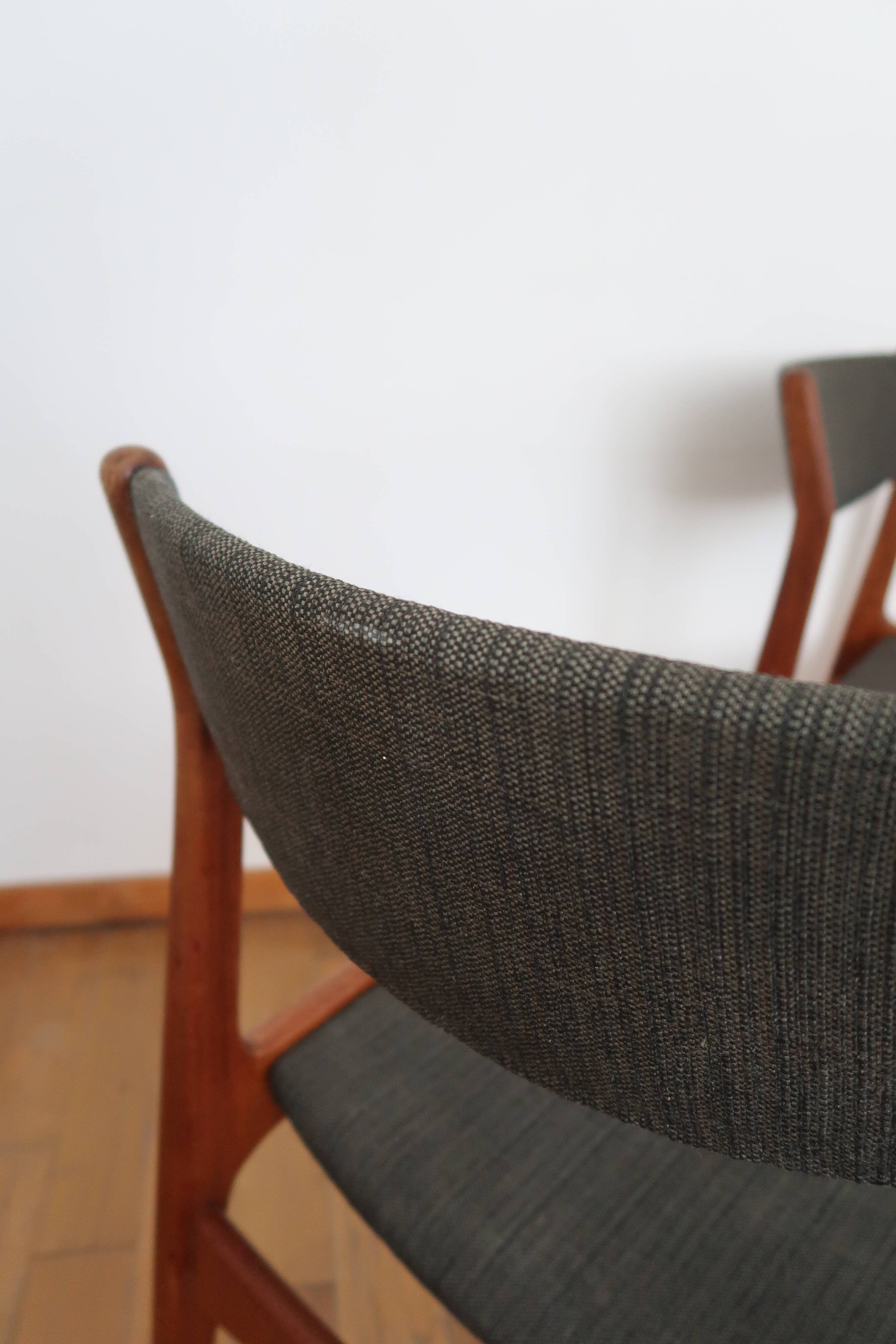 4 chaises vertes danoises estampillées