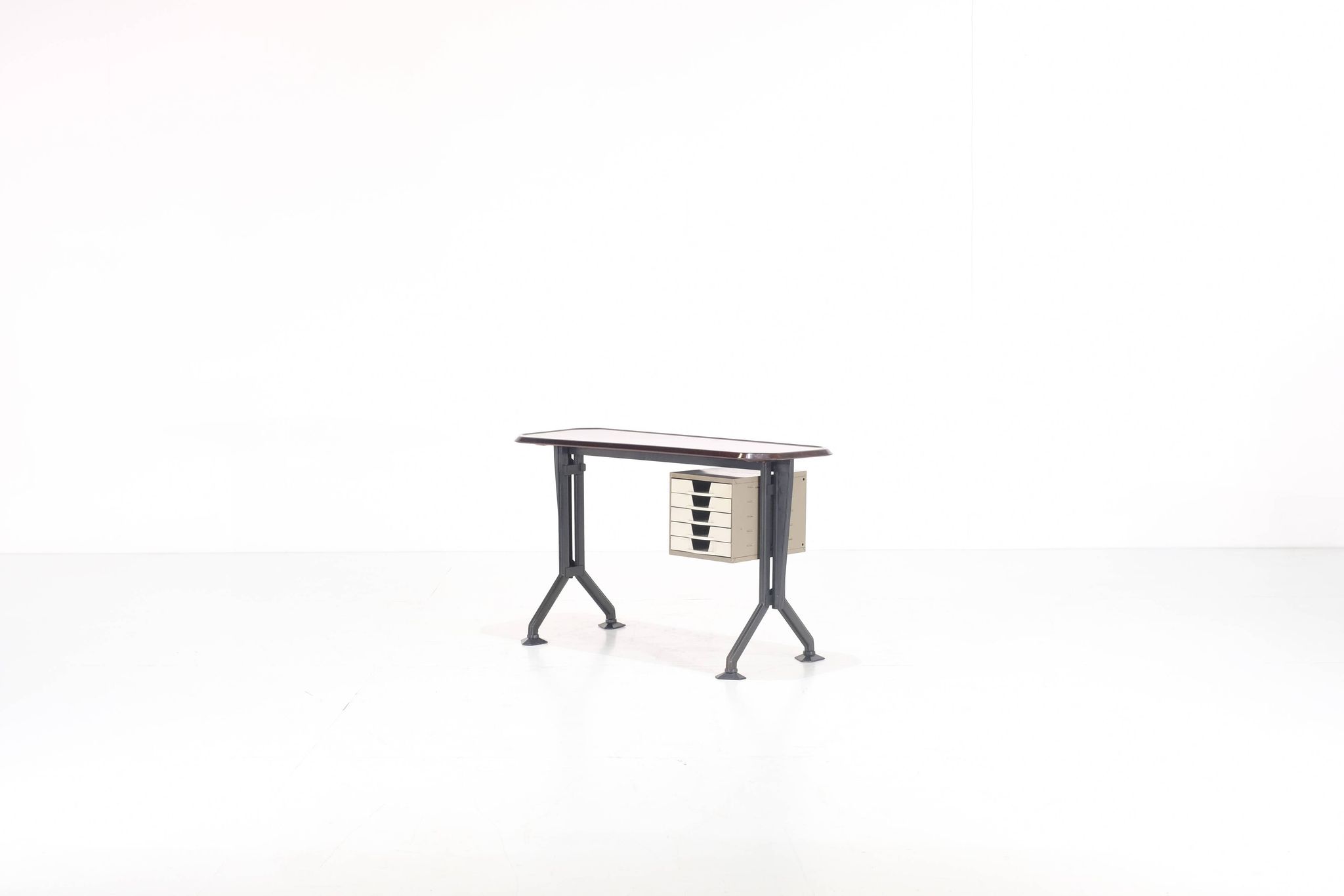 Petit bureau Arco par BBPR pour Olivetti Synthesis - 1960s