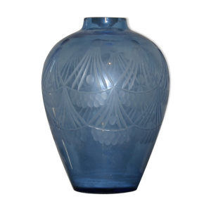 vase bleu en pâte de - verre