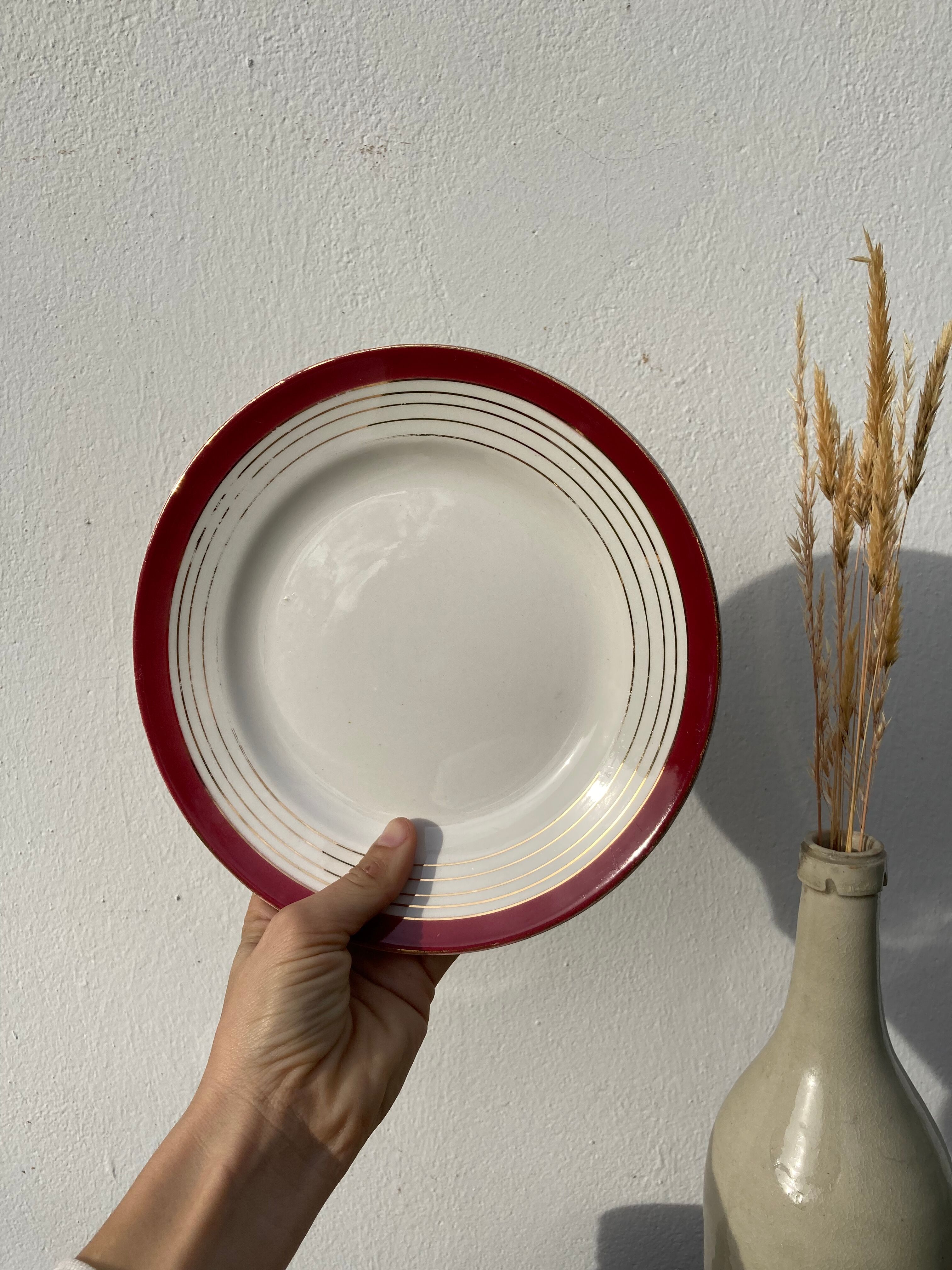 9 dessert plates Sarreguemines Digoin Regence gold and red