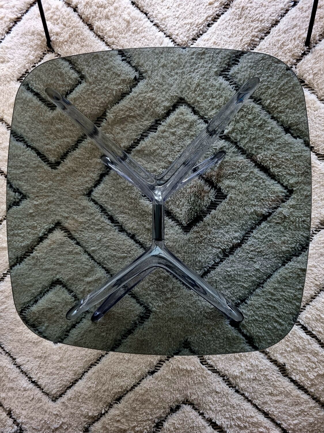 Blast coffee table design Philippe Starck, Kartell