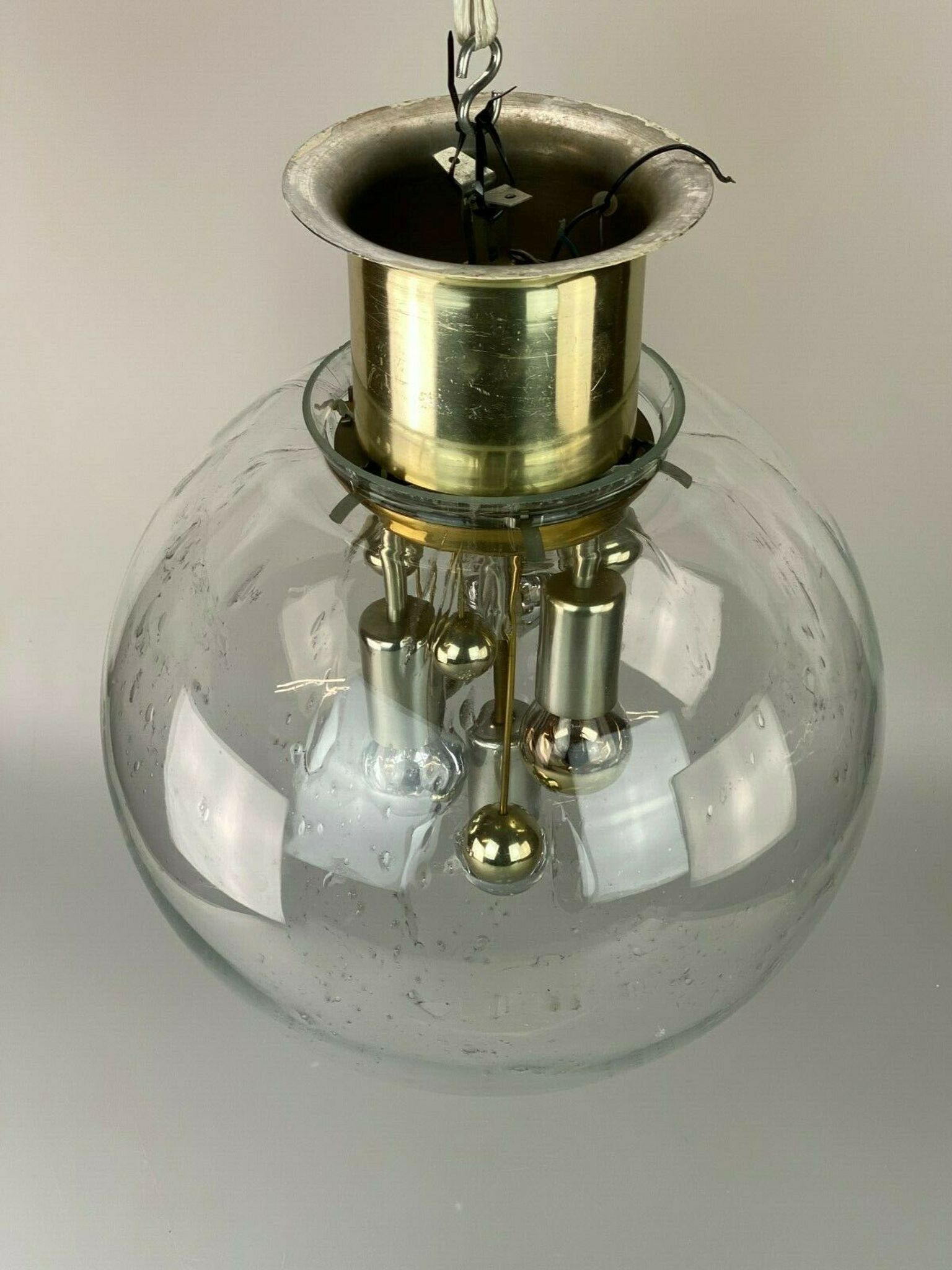 Plafonnier à boule doria en verre espace age design