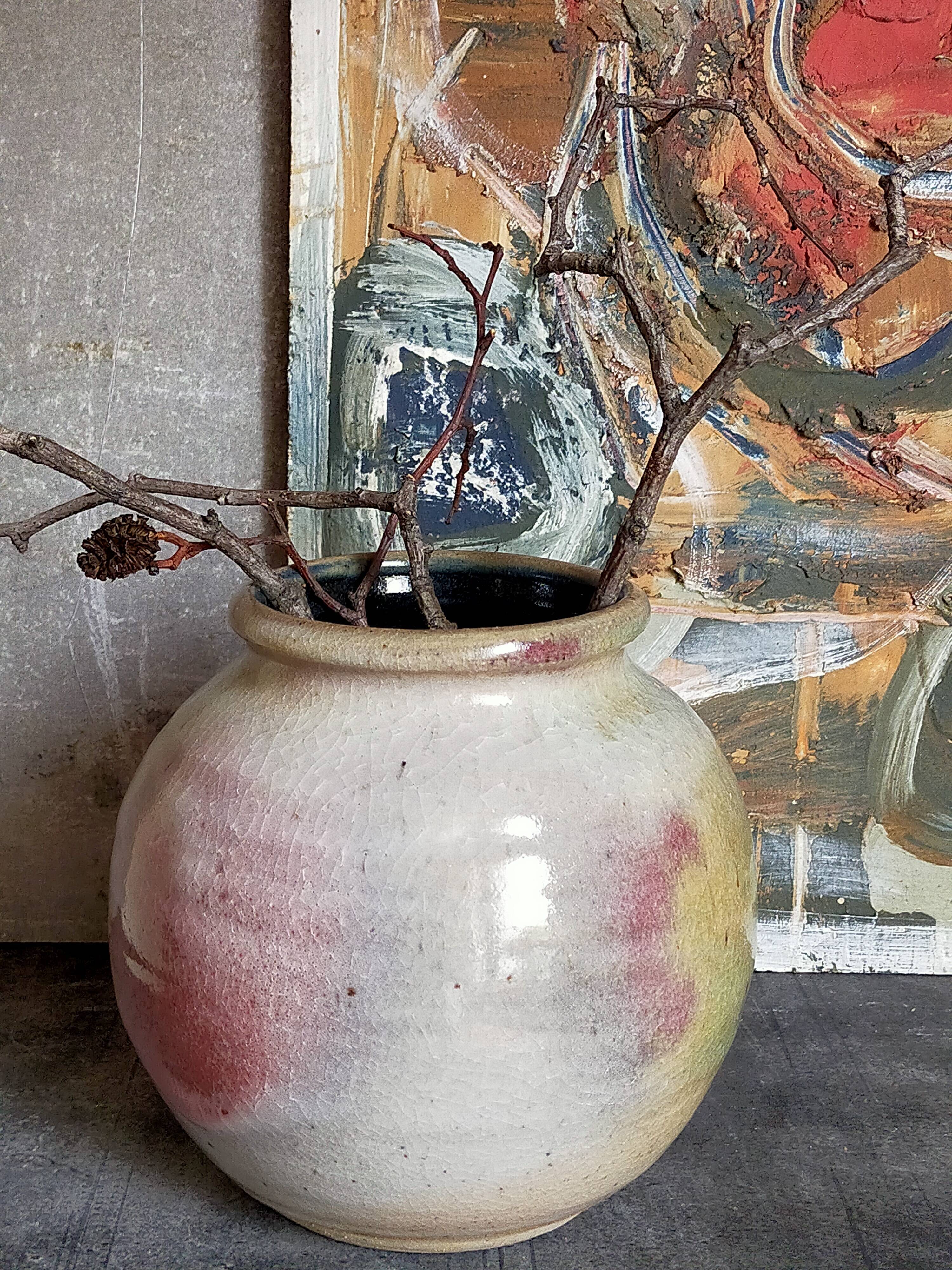 Ball vase in enamel sandstone cracked inside Indigo
