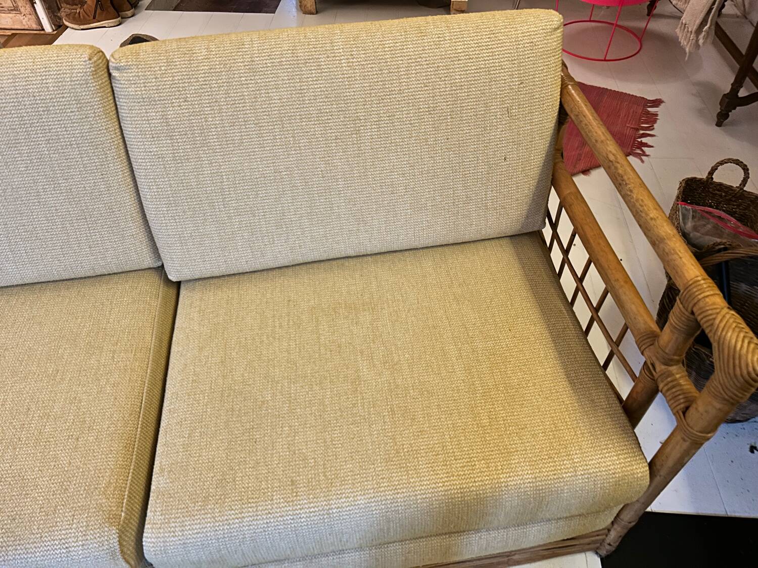 1 Rattan sofas