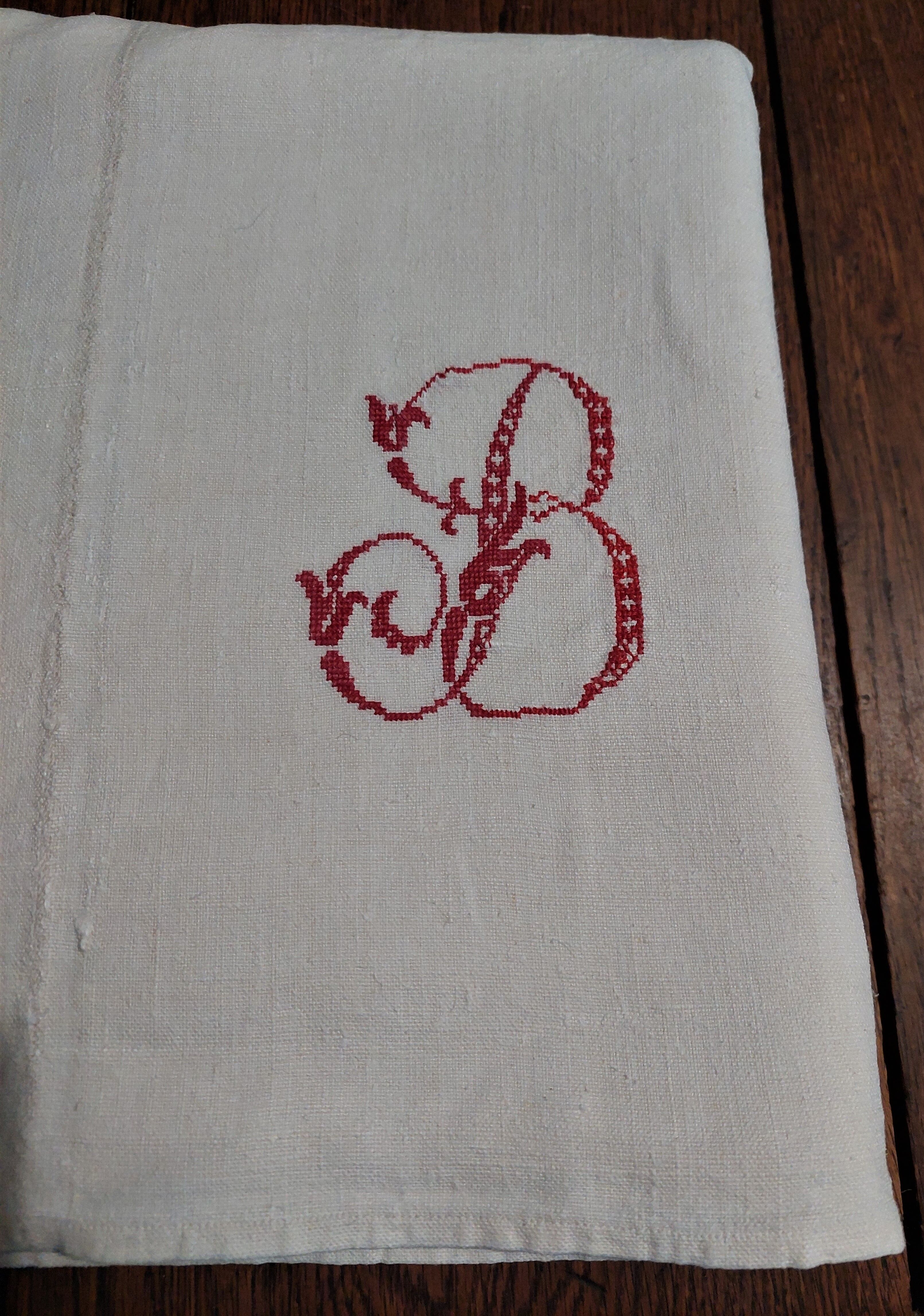 Old sheet monogram red PB hemp 220 X 230 cm