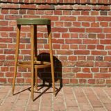 Baumann stool 895 G2 in green leather