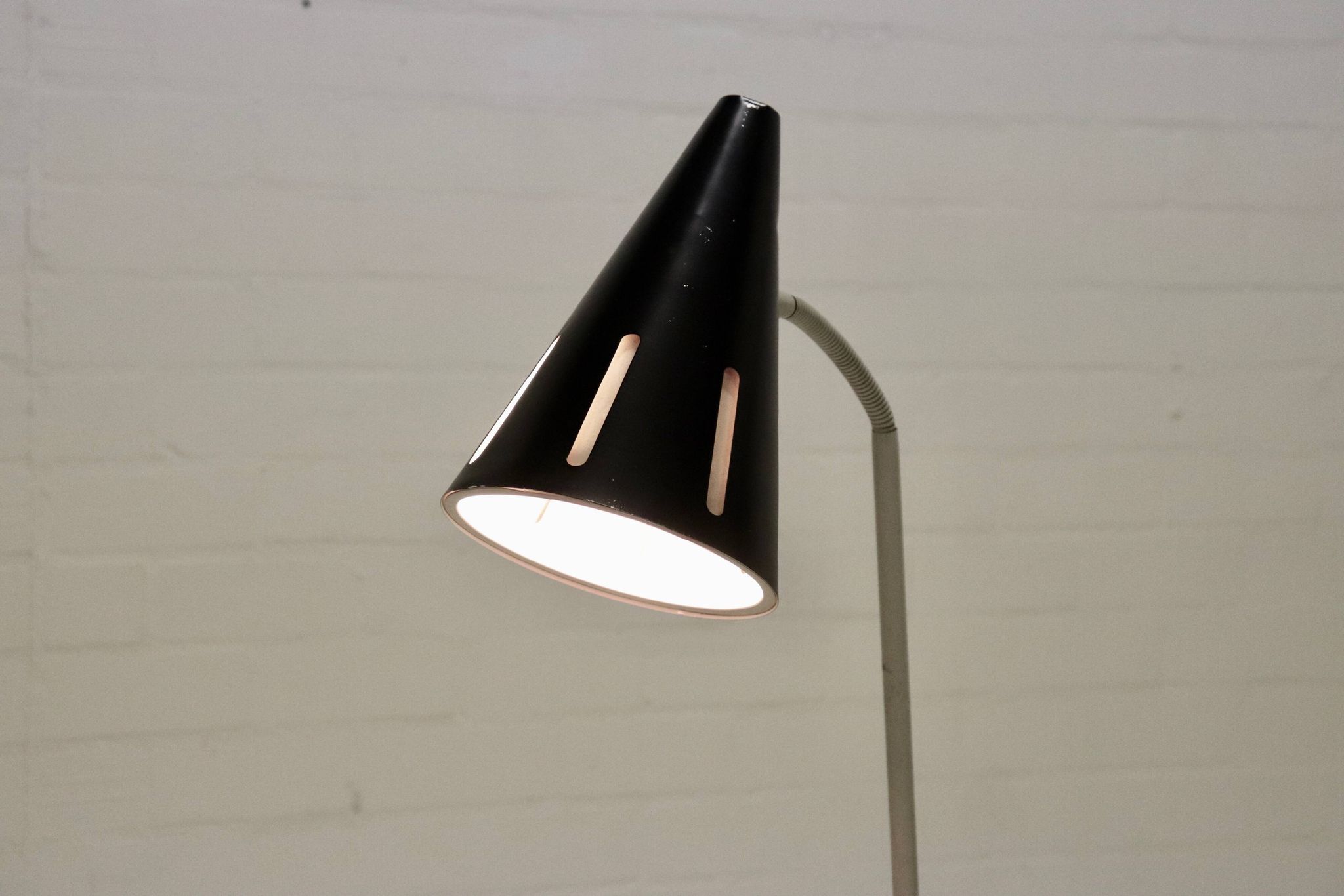 Lampadaire Hala Zeist série Sun par T. Busquet des années 1950