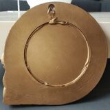 Shabby Chic round mirror. Putti/Cherub decor. Floral motifs. Dimensions: 20 x 20 cm.