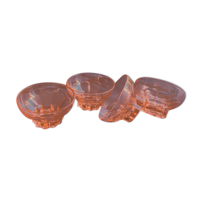 Set de 4 verres coupes  en verre rose translucide