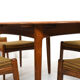 Chaises Cowhorn  et table par Svend Aage Madsen