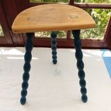 Tripod stool