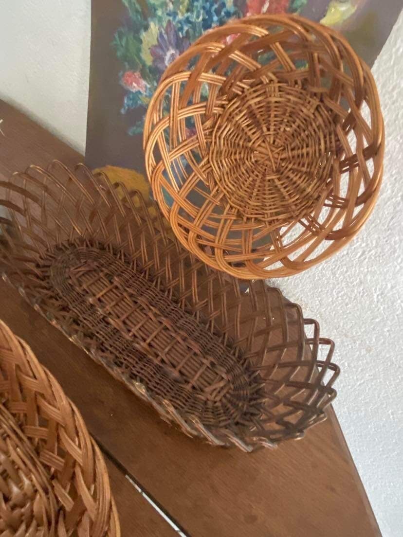 3 matching wicker bread baskets.