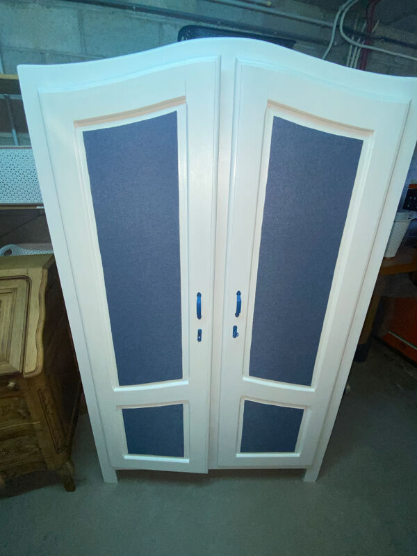 Garde robe  Relookée Blanc/ Tissus Jean(Style Campagne - Shabby Chic)