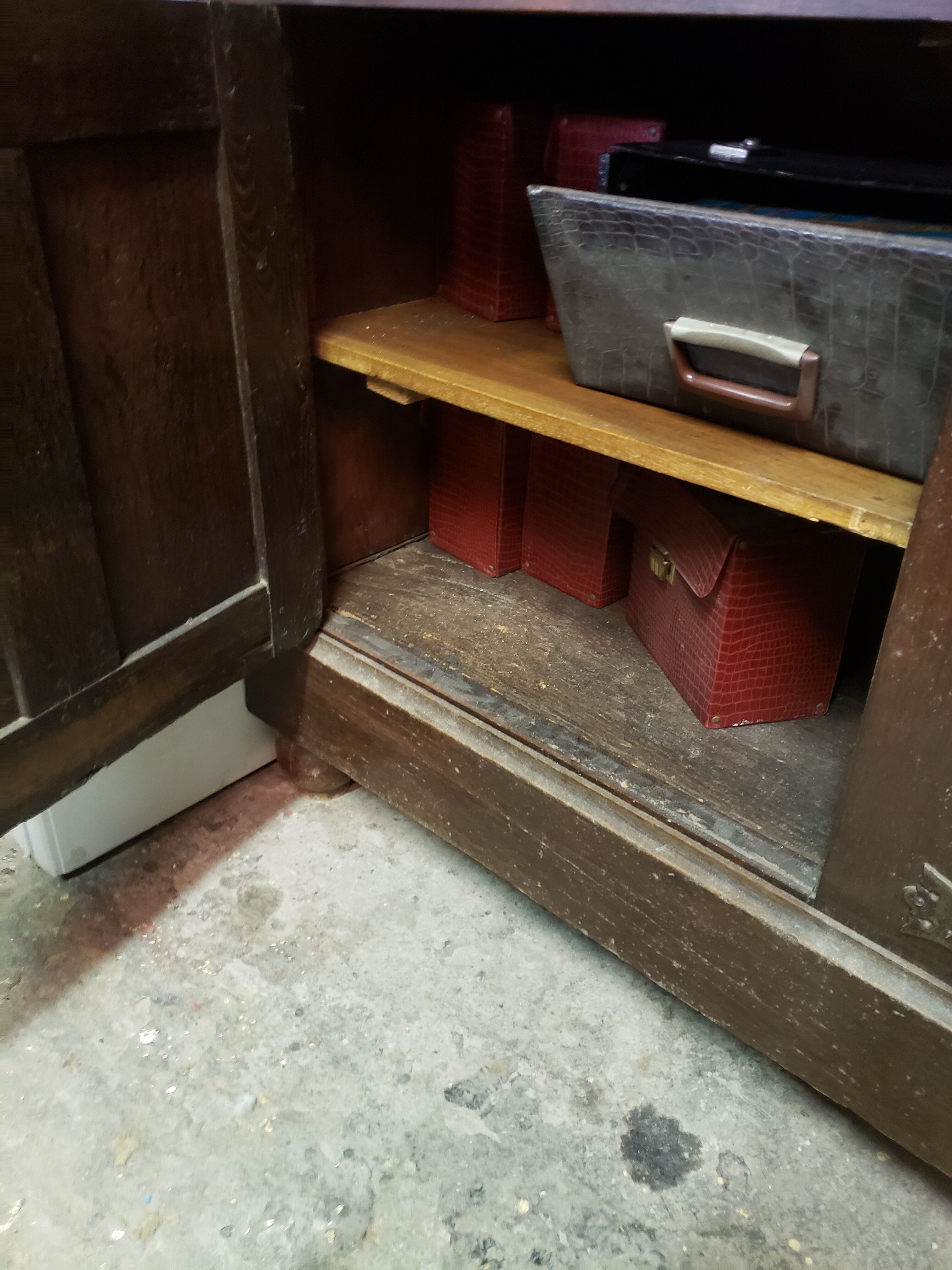 Sideboard 3 doors