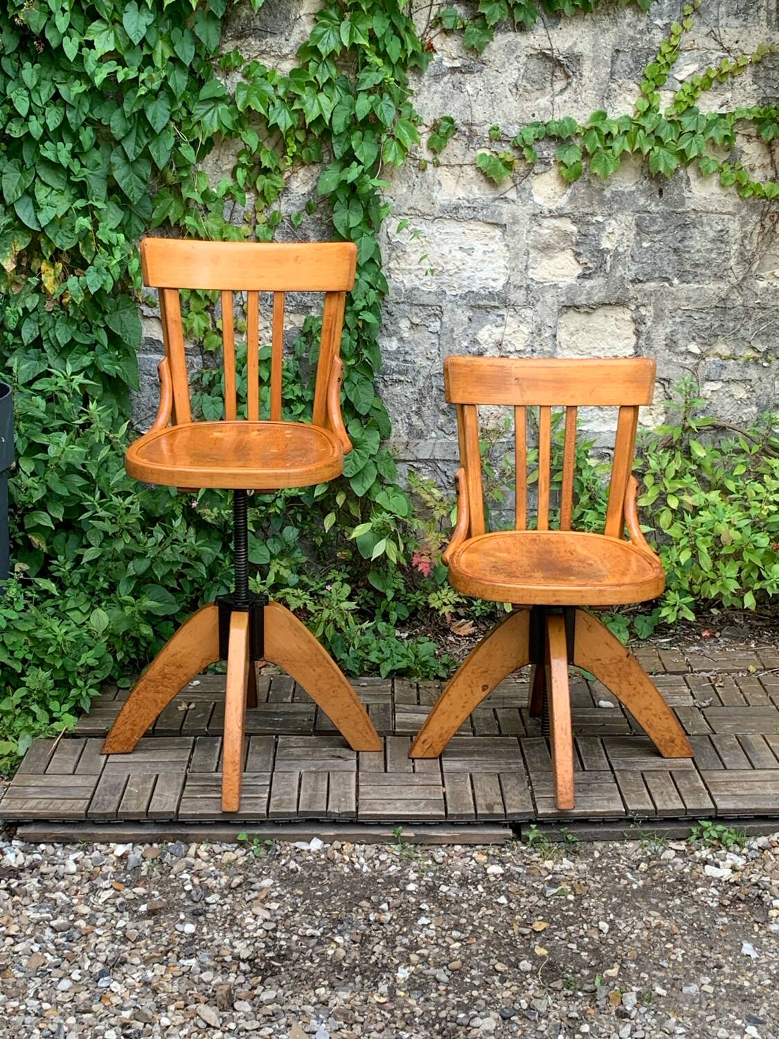 Pair of Baumann rotating screw chairs 1960