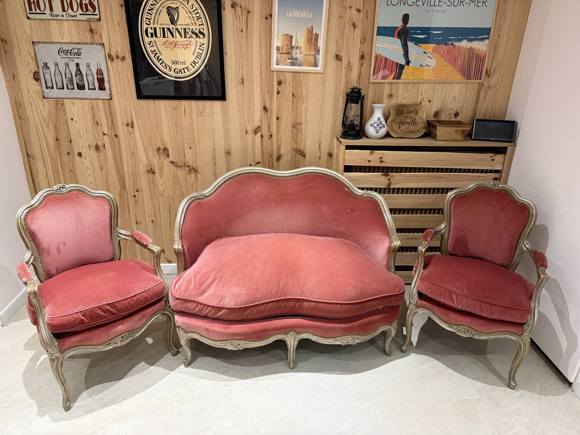 salon complet de style Louis XV – banquette corbeille et paire d