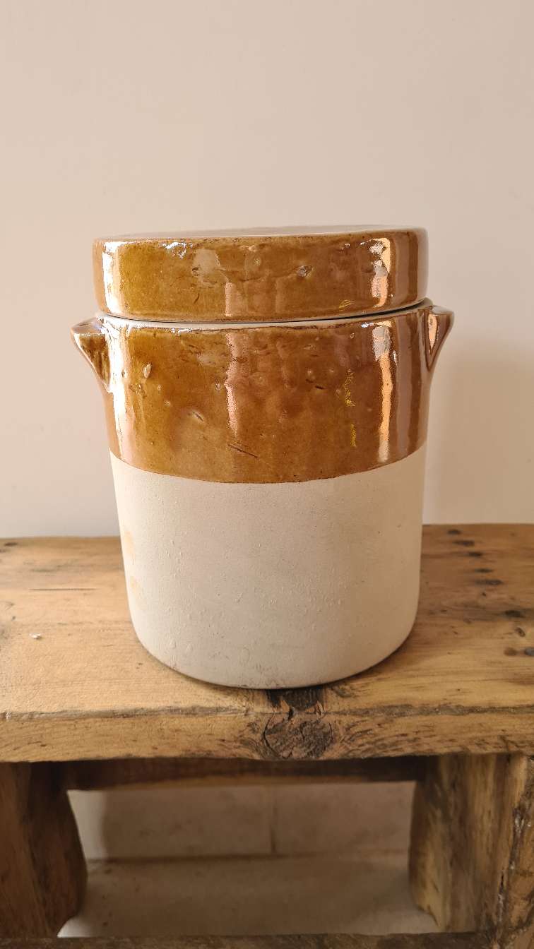 Old sandstone grease pot