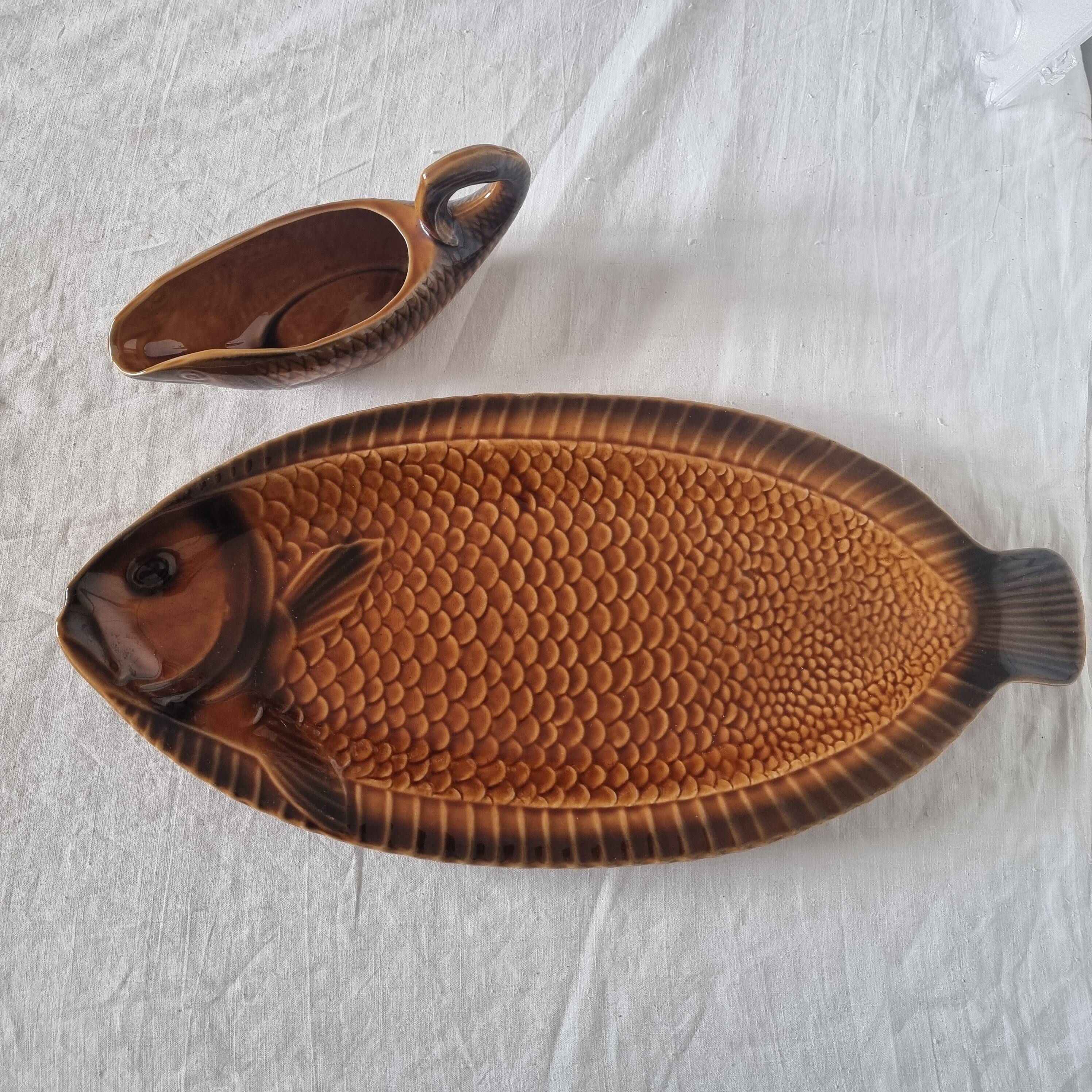 French ceramic dinnerware and plates set sarraguemines 1970s