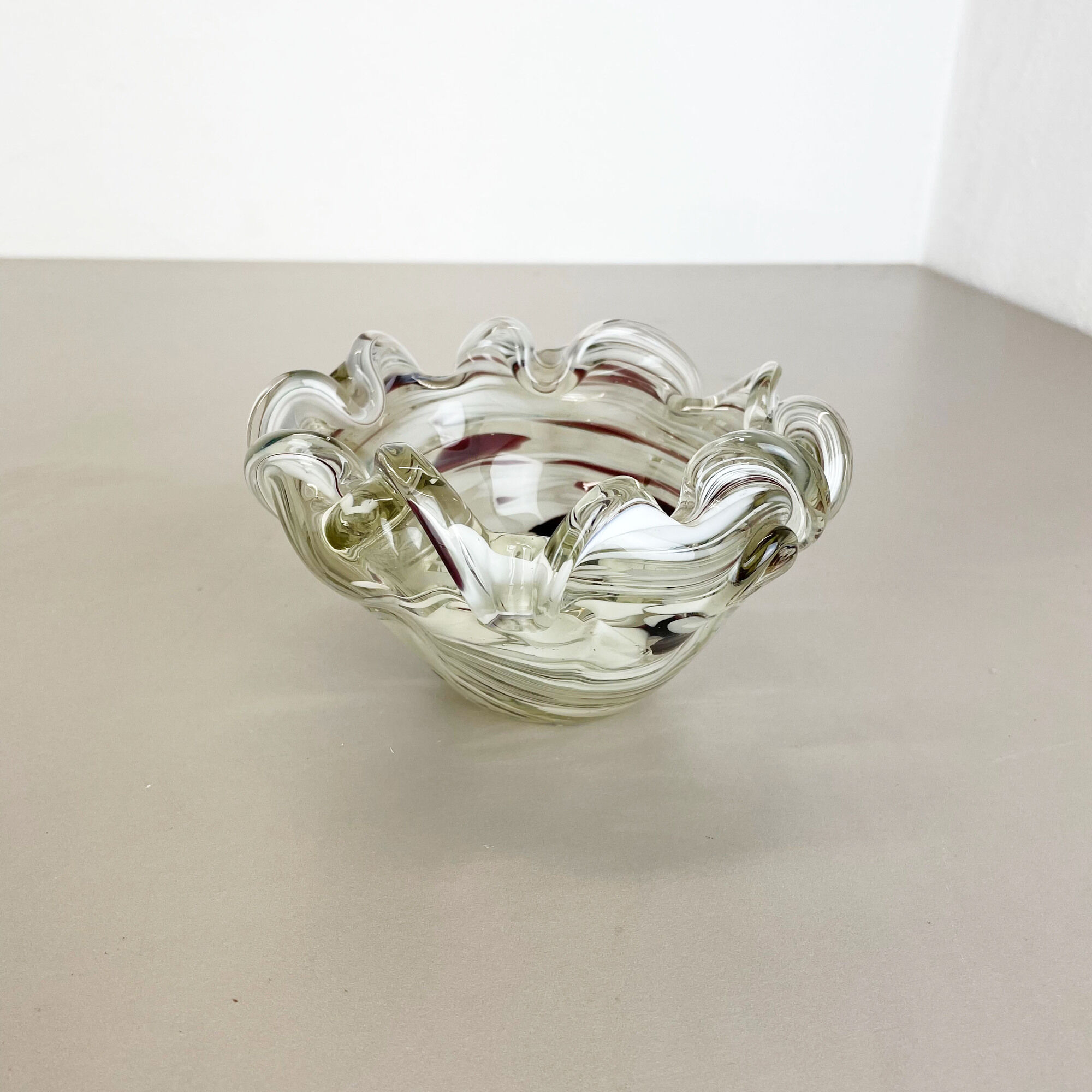 Murano Glass 1,1kg "FLORAL" Bowl Element Shell Ashtray Murano, Italy 1970s
