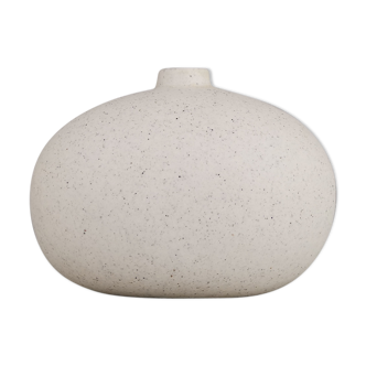 Pebble-shaped soliflore vase
