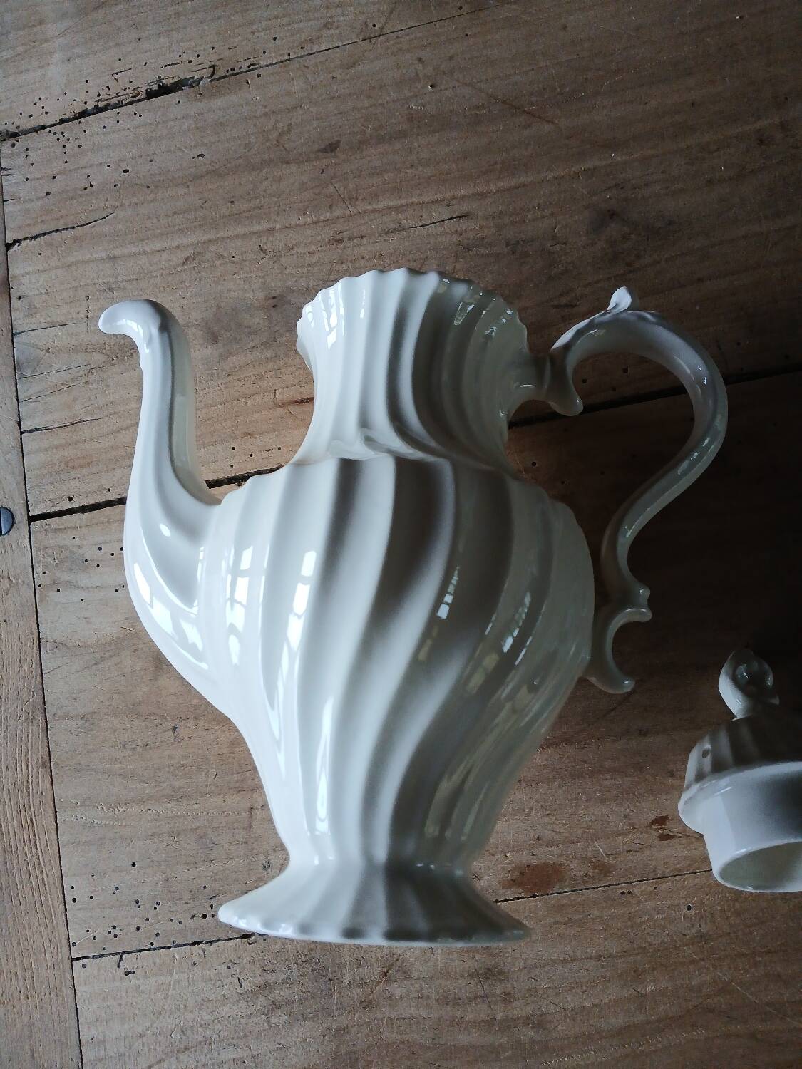 Old coffee pot stamped myott