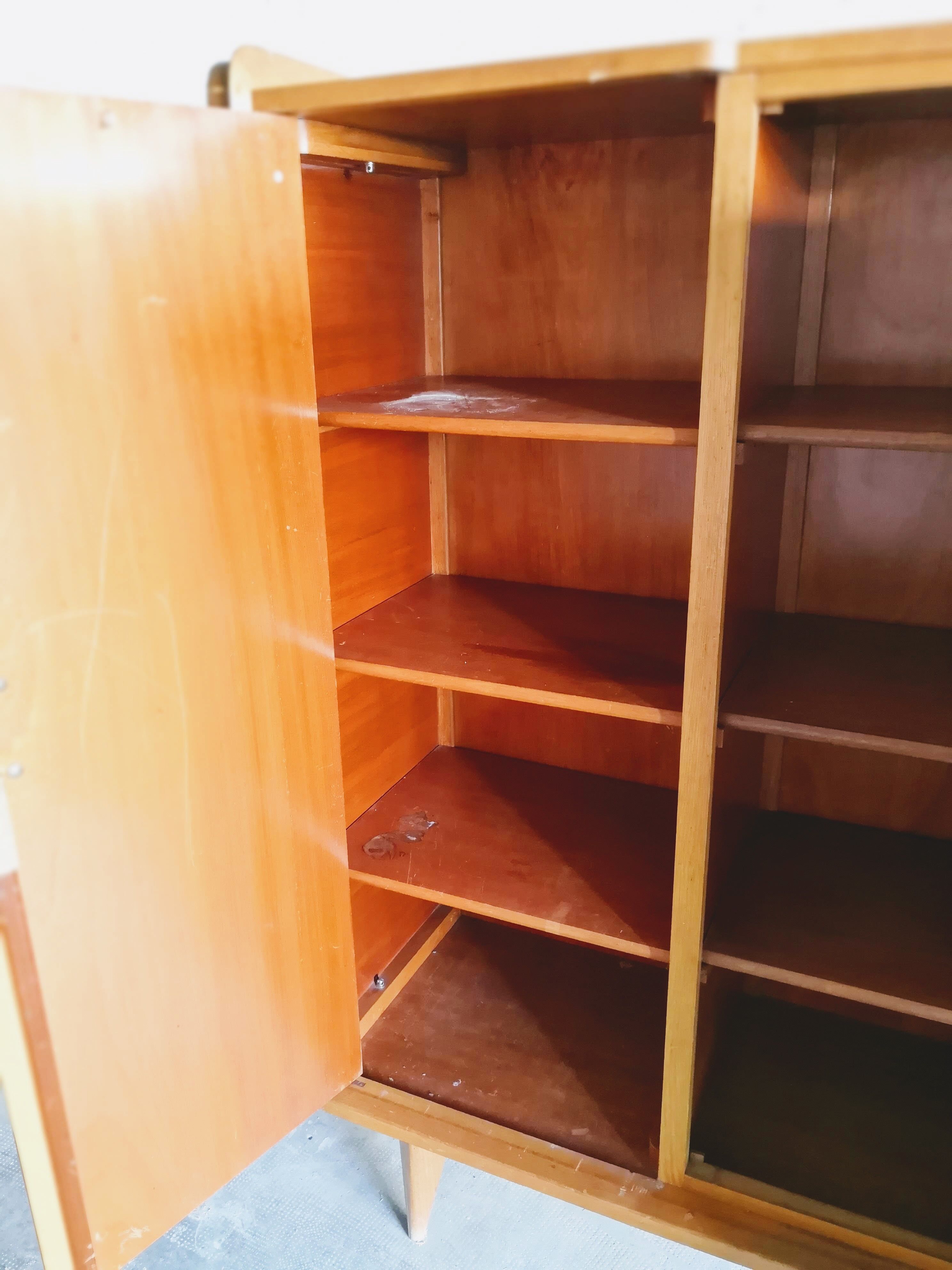 Armoire dressing vintage style scandinave