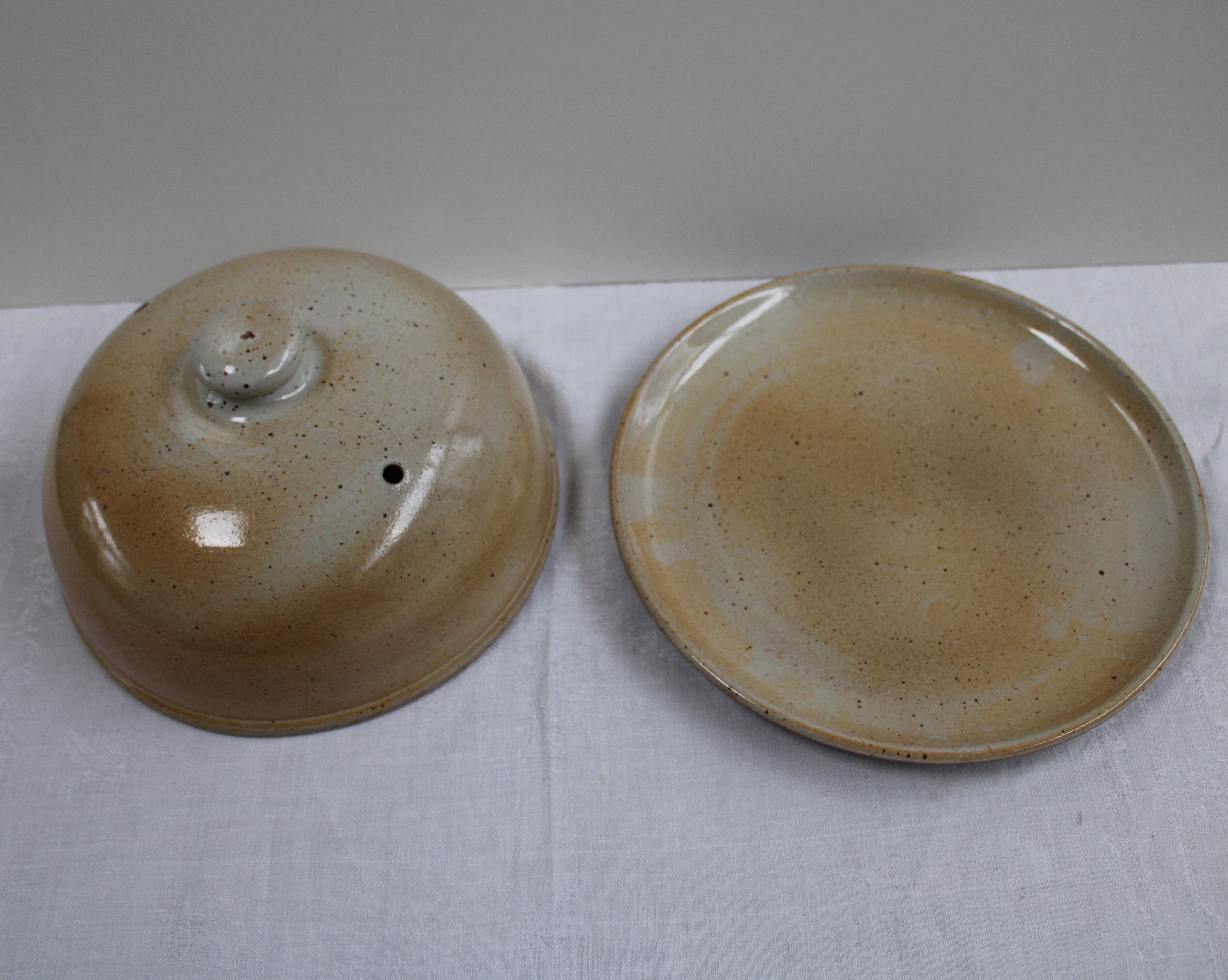 Marais sandstone cheese bell