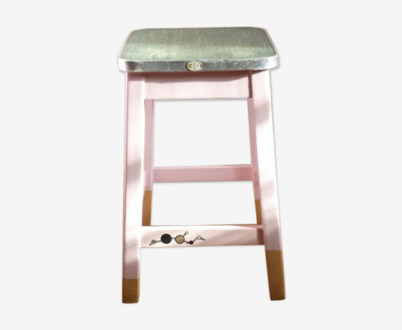 Tabouret rose vintage