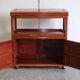 Buffet chinois en bois dur avec plateau, étage unique et roulettes