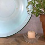 Mint green enamelled sheet basin