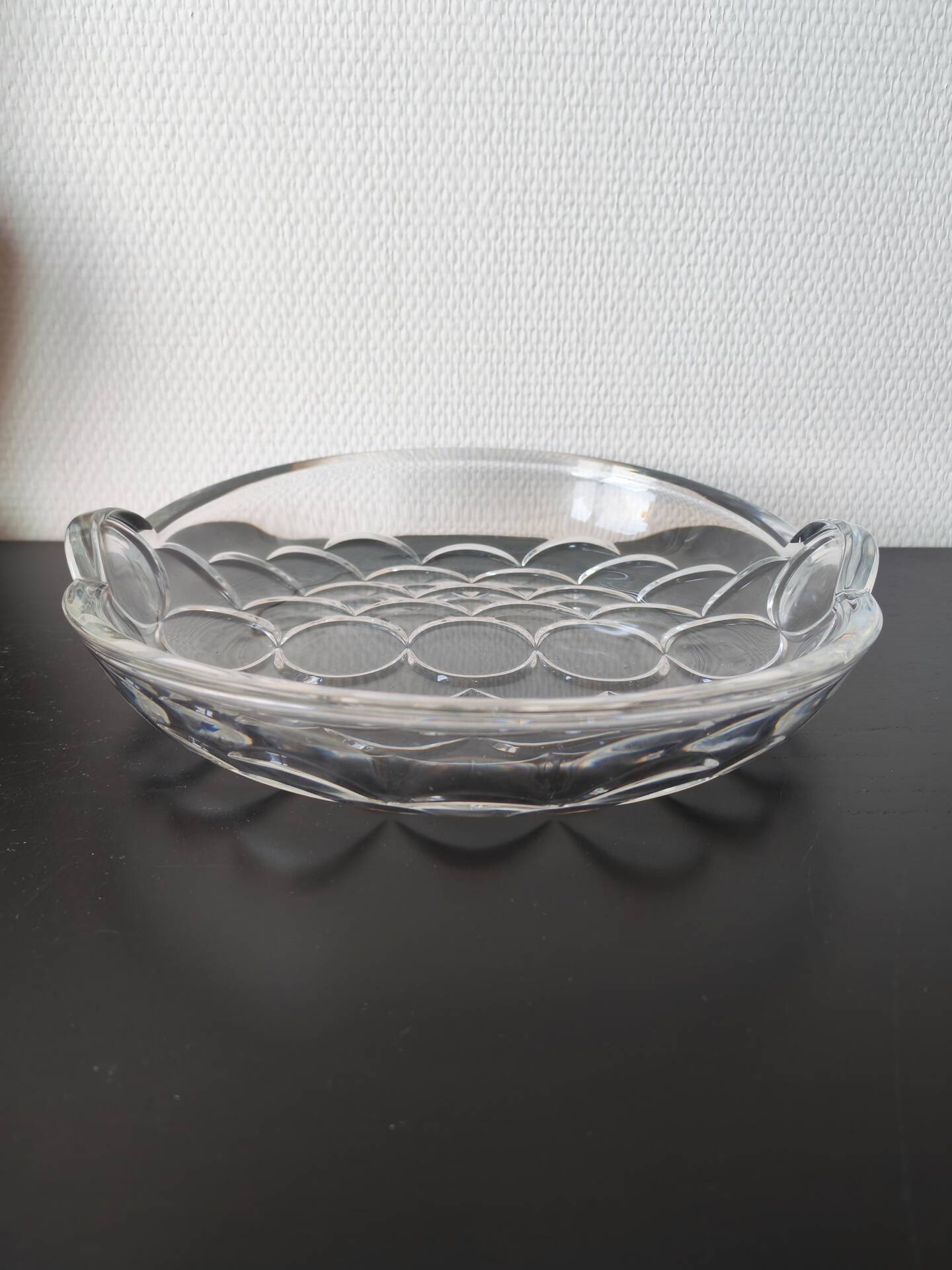 Scandinavian glass art bowl by Ann Warf for Kosta Boda