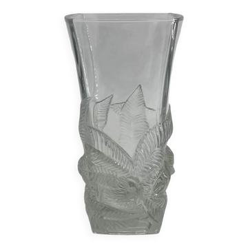 Vase vintage en verre taillé