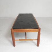 Table basse vintage en chêne avec plateau en ardoise dans un cadre en chêne, années 1960