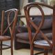 Paire de chaises bistrot en bois courbé 1950
