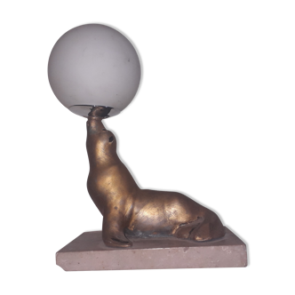 Art deco lamp