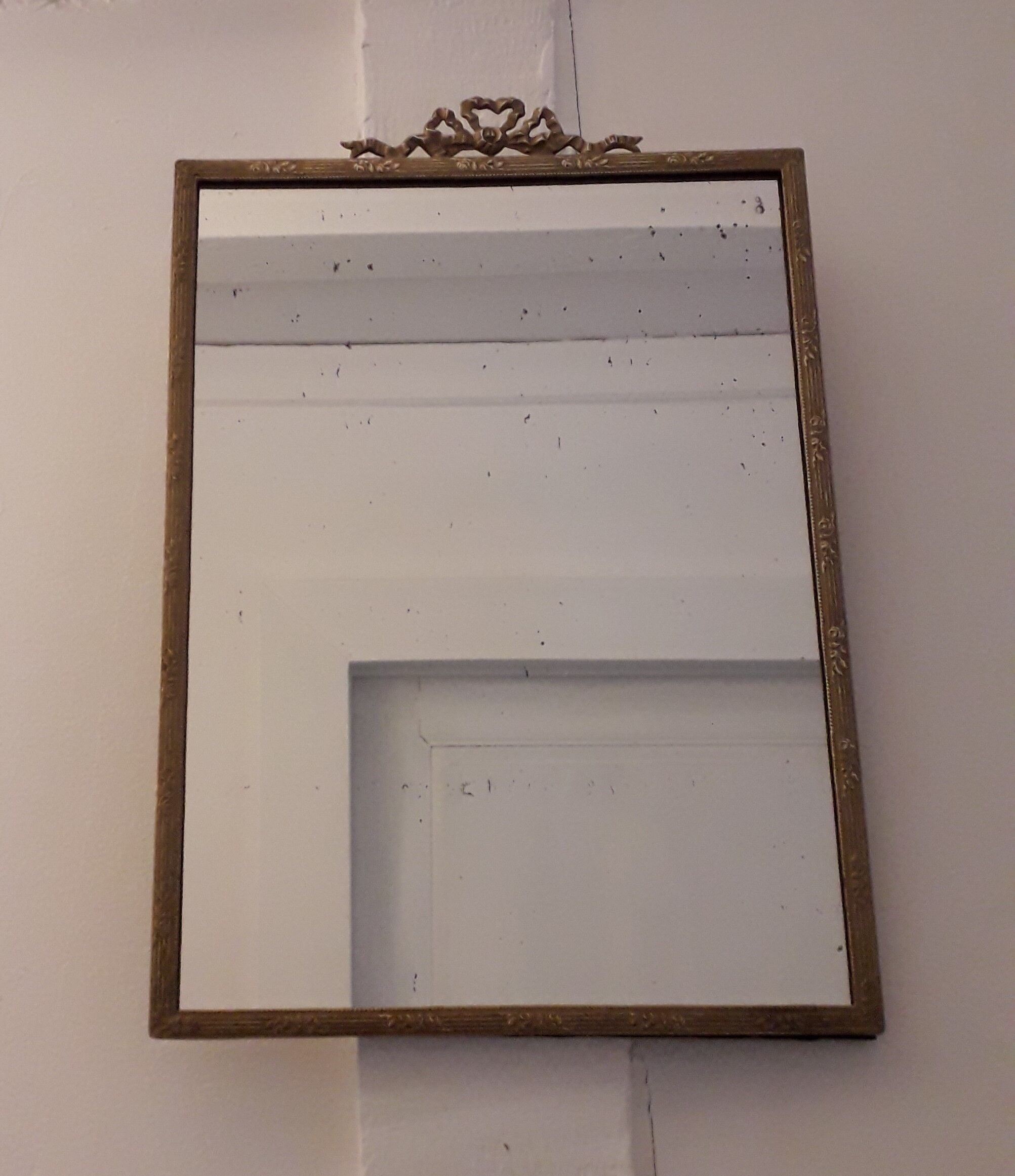 Mirror frame golden brass, Napoleon III 19x28cm