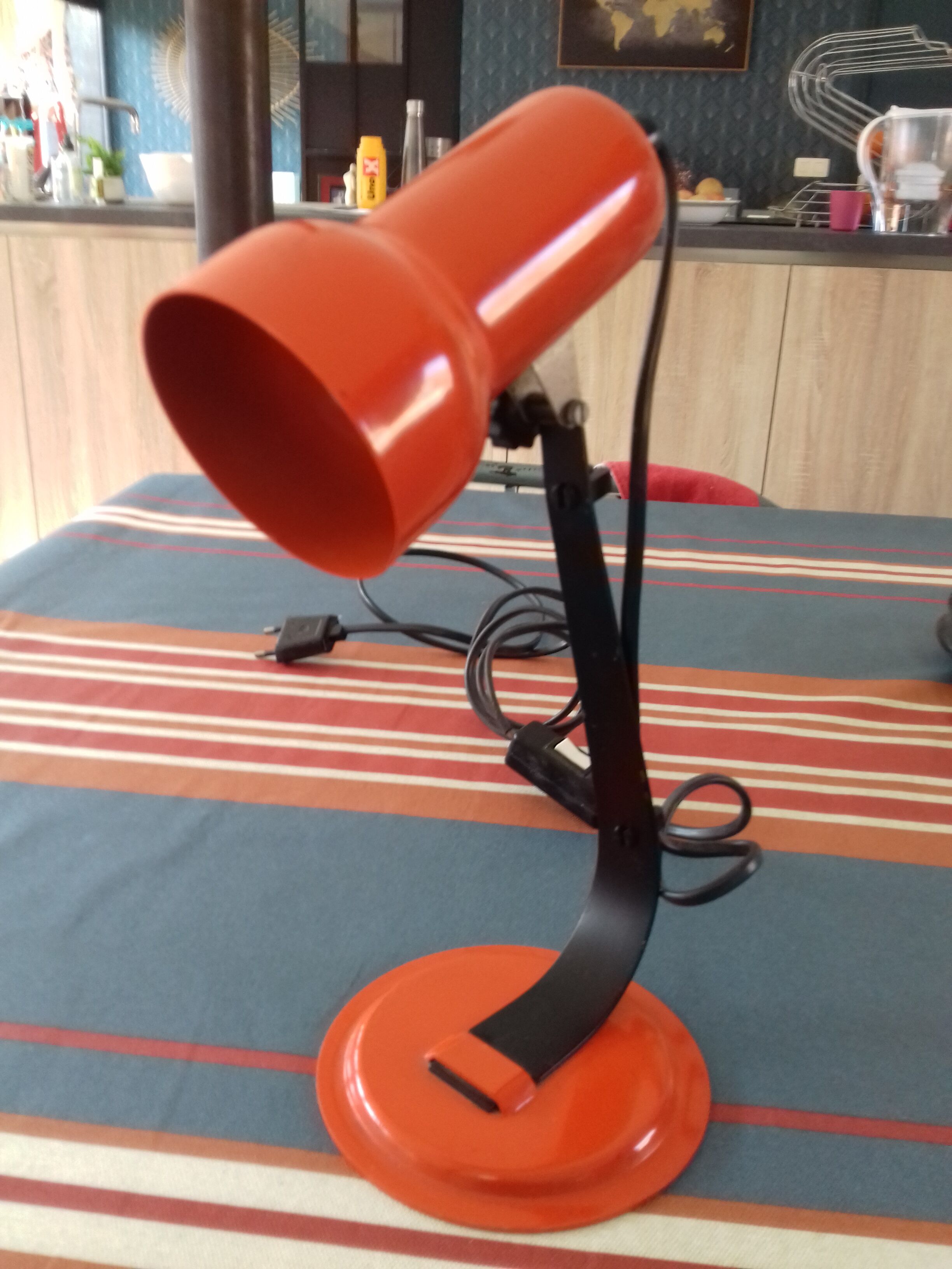 Desk lamp metal orange 70' vinatge indus