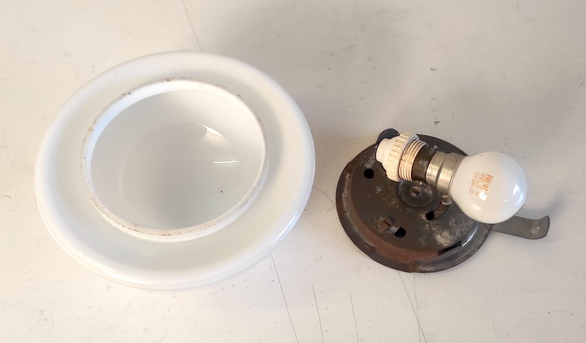 Ceiling lamp in opaline glass 16 cm, 60s/70s