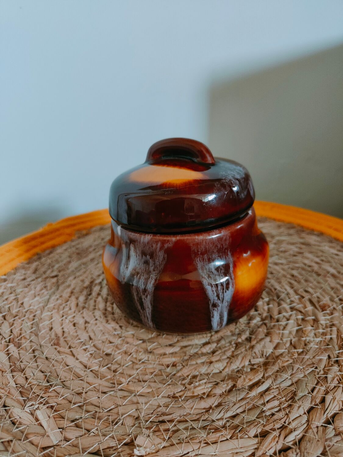 Sugar bowl