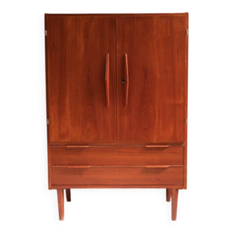 Vintage 1960s wooden wardrobe with two doors and two drawers.