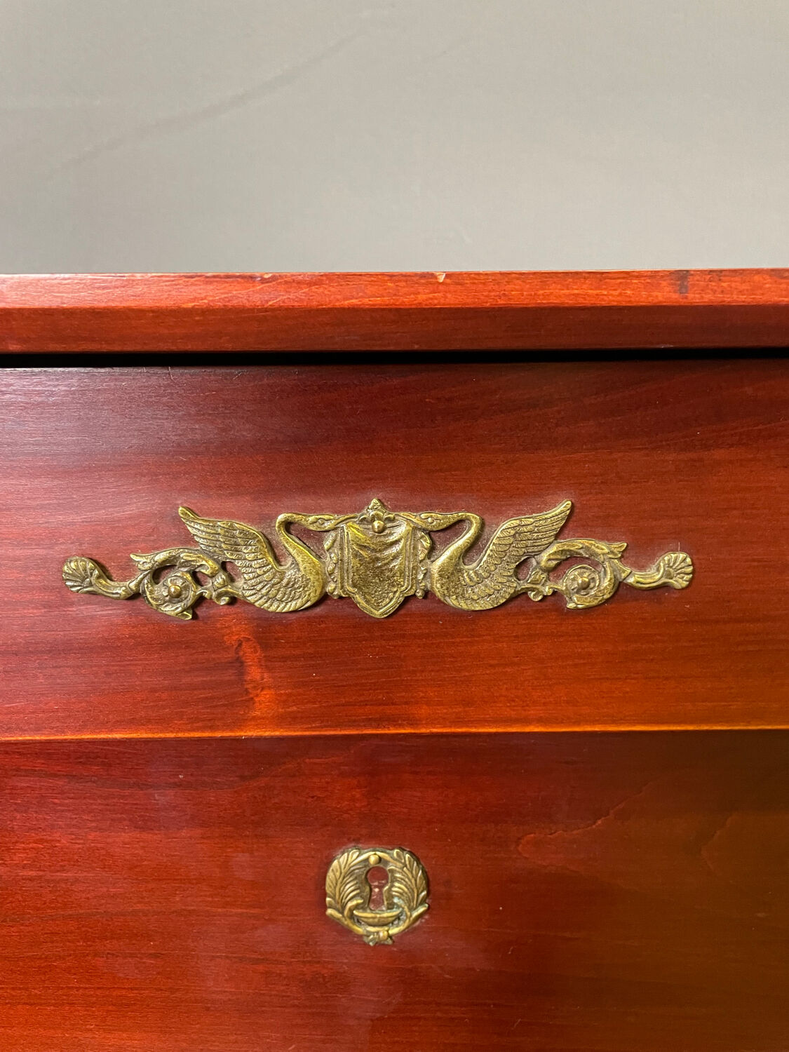 Commode de Style Empire à colonnes détachées