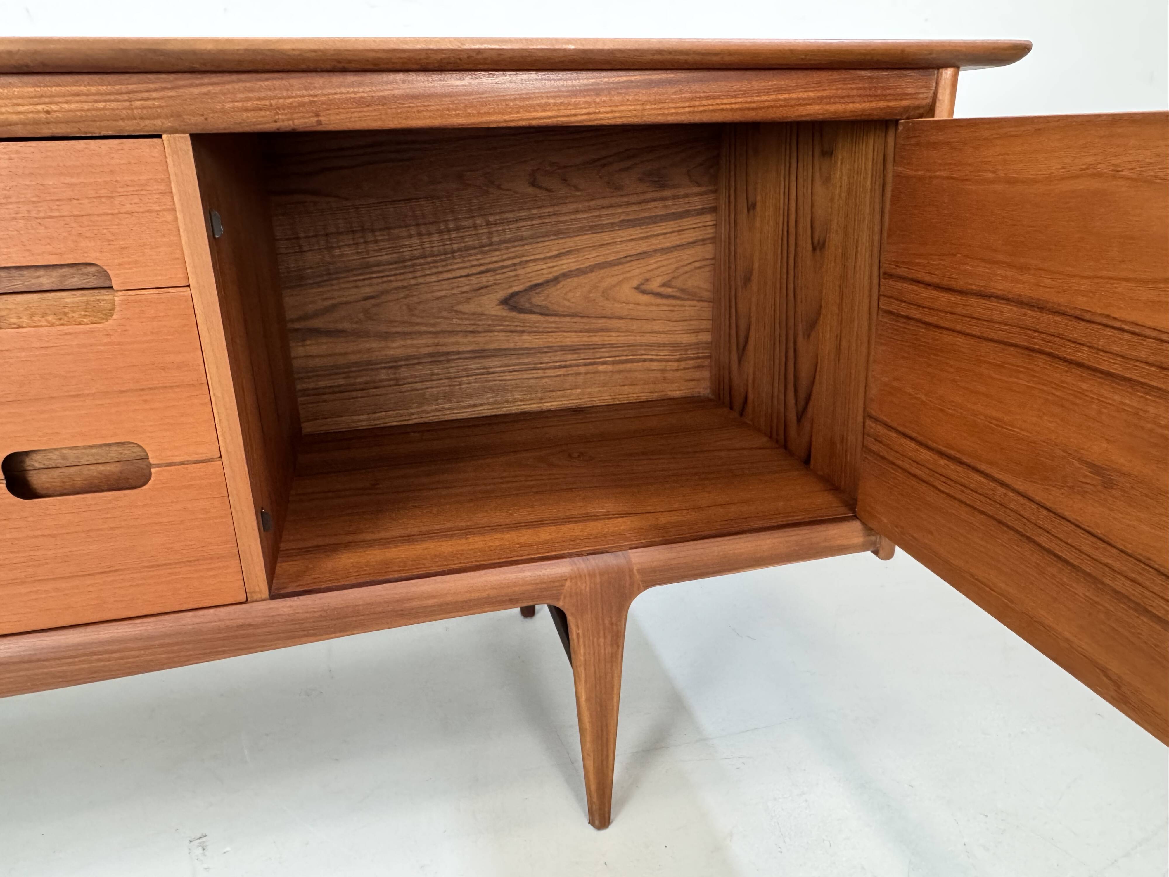 Vintage sideboard from Younger from the 1960s.