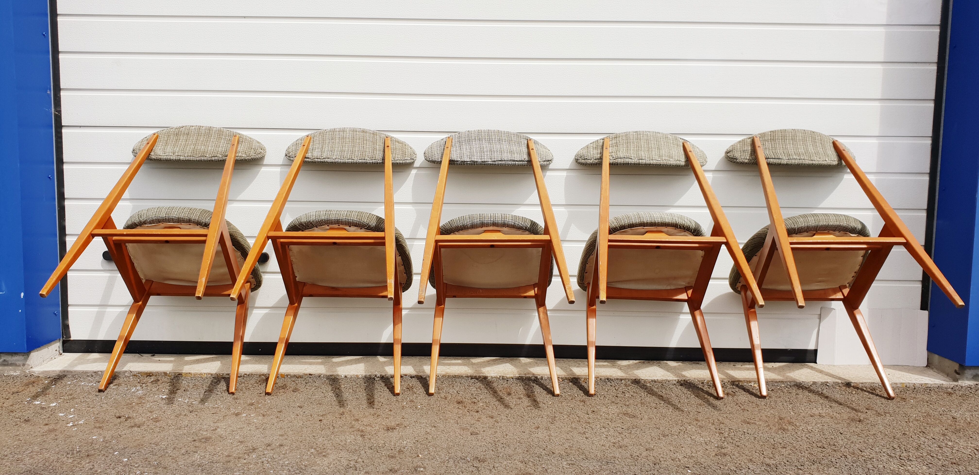 Lot of 5 scandinavian vintage chairs
