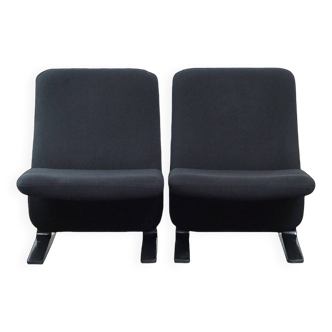 Set of 2 black vintage design armchairs
