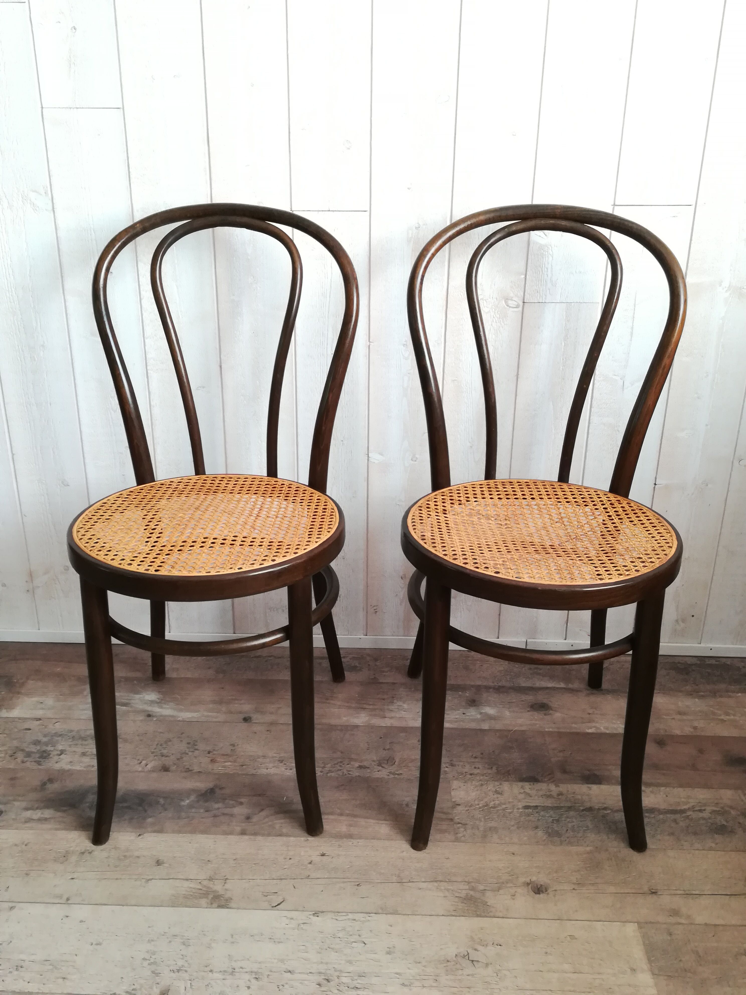 Curved wood bistro chairs