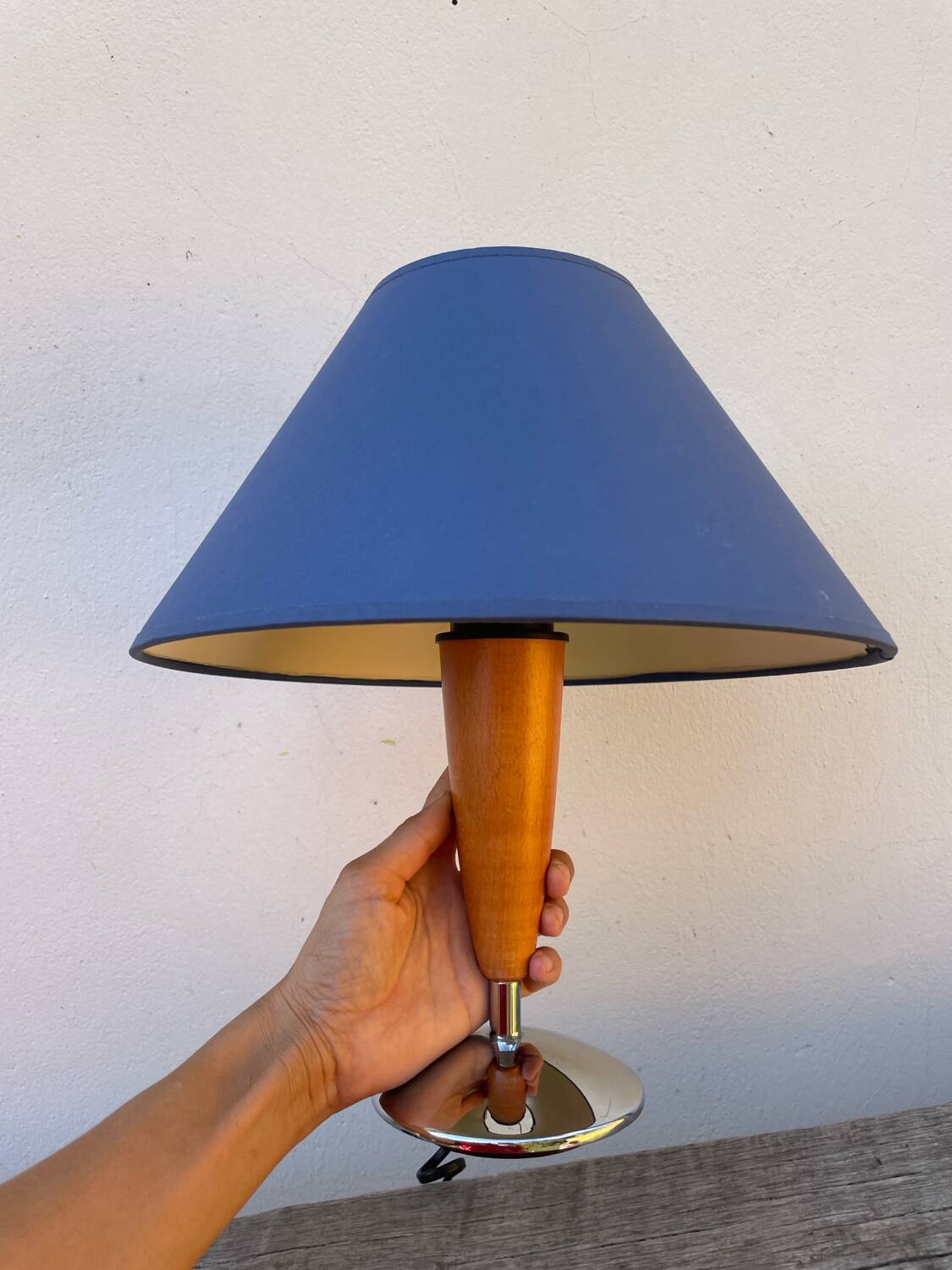 Scandinavian lamp in wood and metal