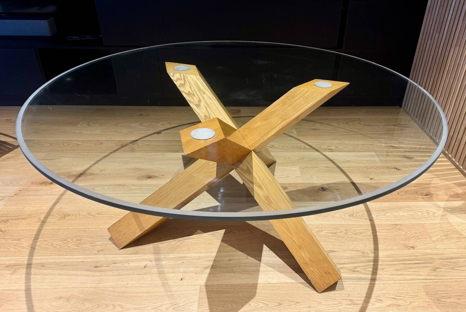 La Rotonda table by Mario Bellini for Cassina