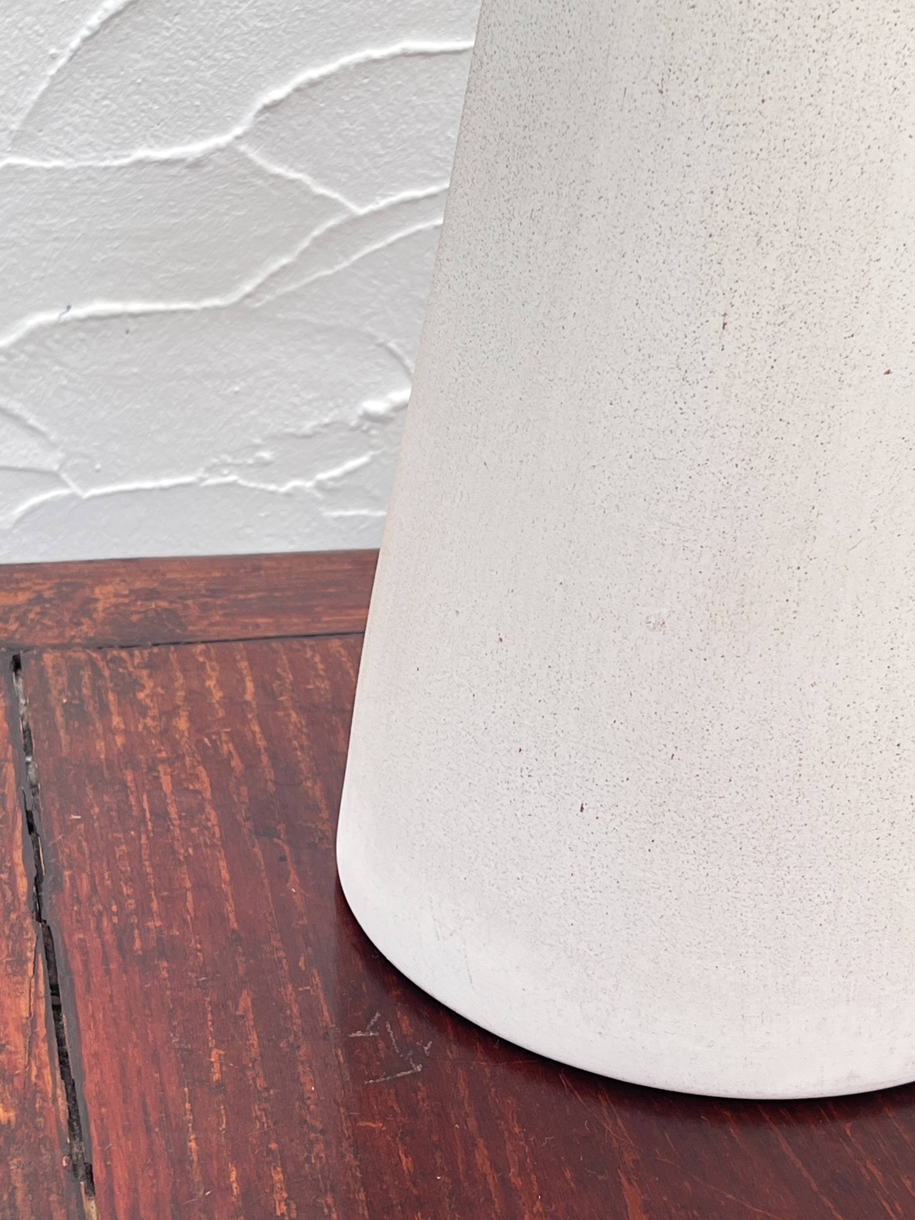 Cream ceramic lamp